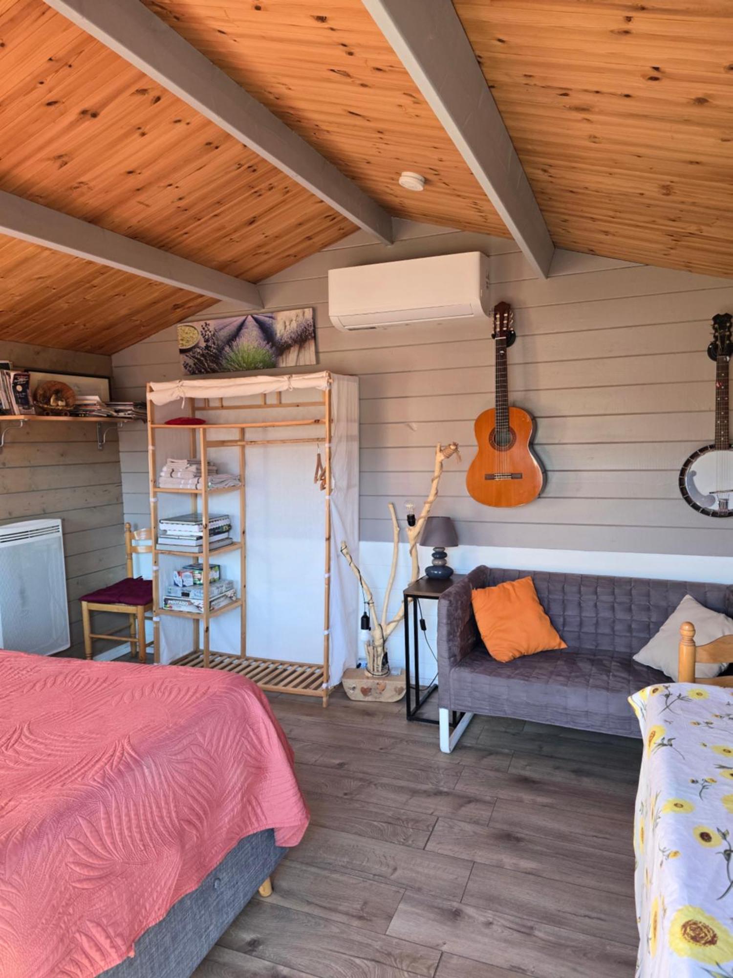 Le Chalet Des Dany Saint-Mamert-du-Gard Екстериор снимка